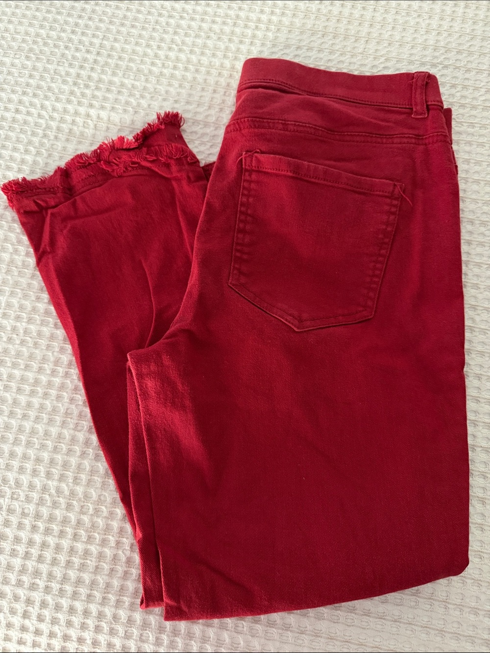 Cropped Frayed Hem Women's Red Jeans
